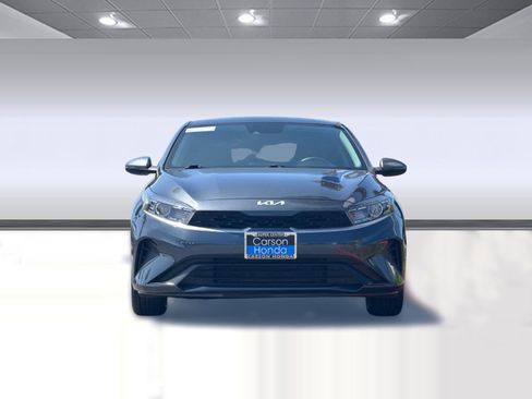 Used 2023 Kia Forte LXS w/ LXS Technology Package FWD image 6