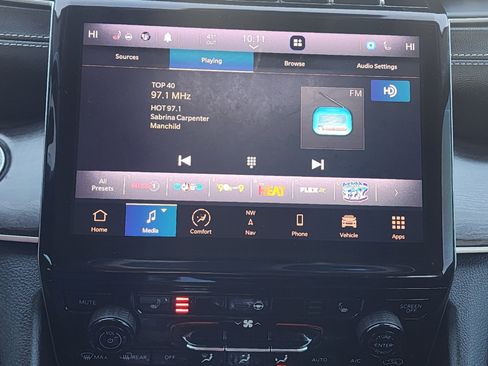 Used 2021 Jeep Grand Cherokee L Limited image 10