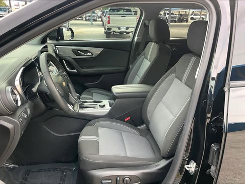 Used 2023 Chevrolet Blazer LT w/ Driver Confidence Package FWD image 9