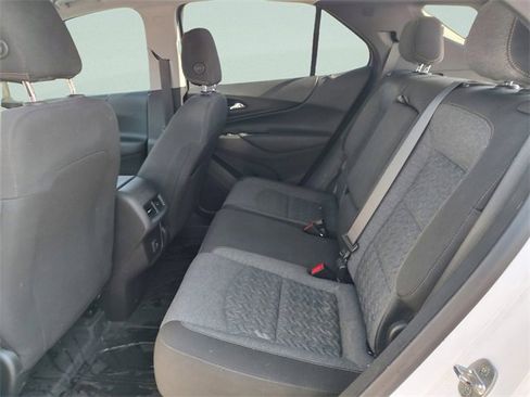 Used 2022 Chevrolet Equinox LT image 30