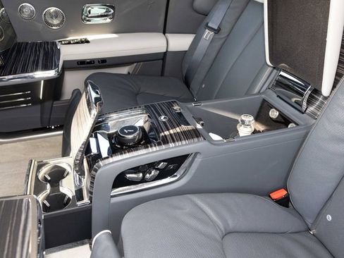 Certified 2021 Rolls-Royce Ghost Extended Wheelbase image 60