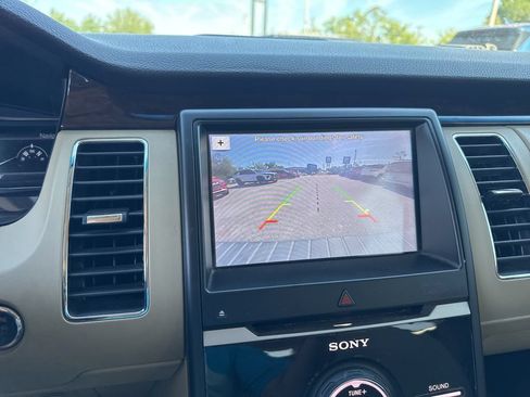 Used 2019 Ford Flex Limited AWD/4WD image 18
