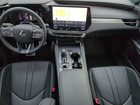 Used 2024 Lexus RX 500h F Sport image 27