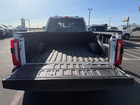 New 2026 Ford F450 King Ranch w/ FX4 Off-Road Package image 9