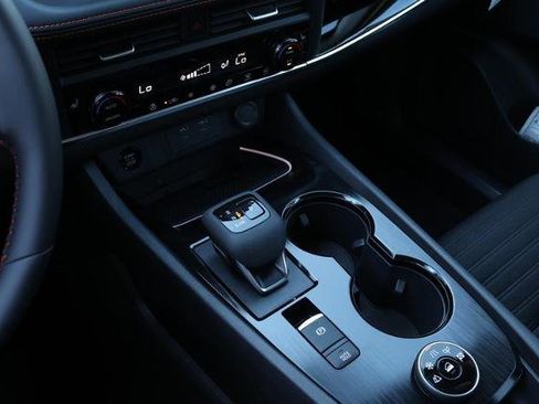 New 2026 Nissan Rogue SV image 12