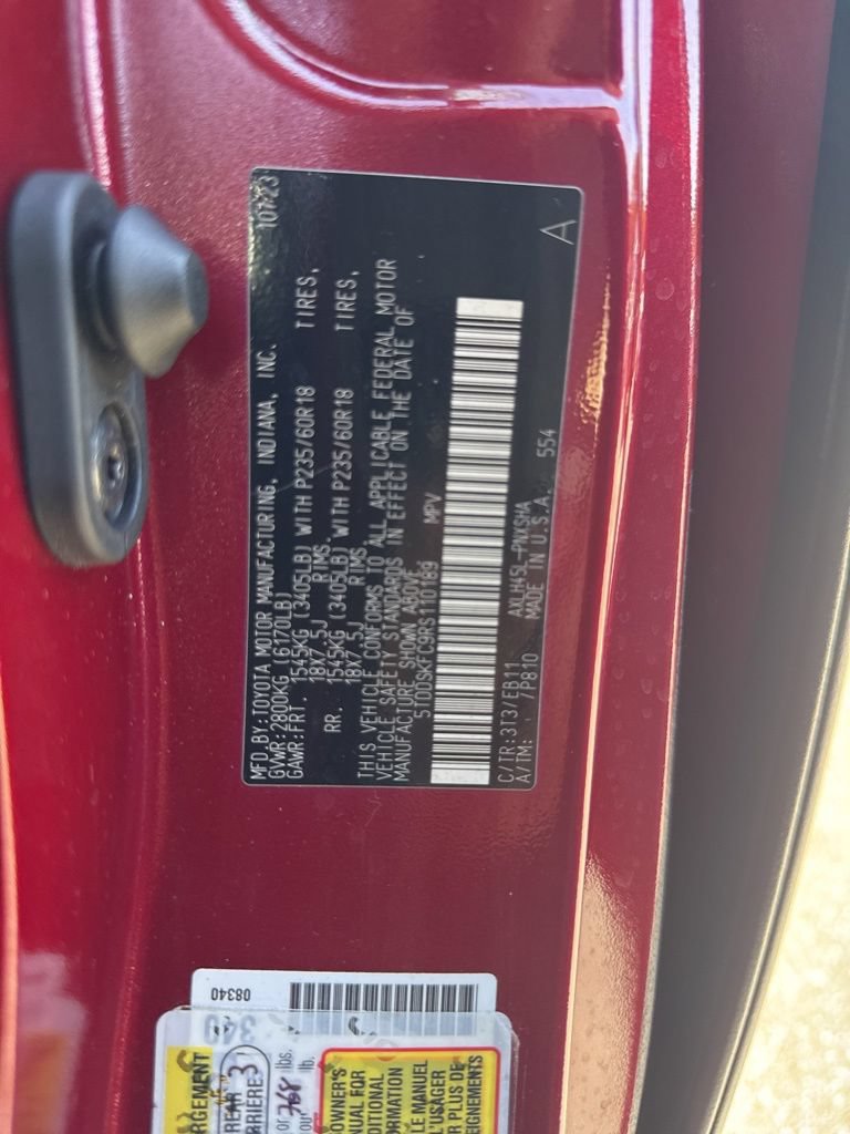Used 2024 Toyota Sienna XSE w/ XSE Plus Package AWD/4WD image 14