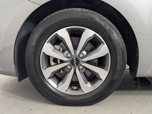 Used 2022 Kia Rio S w/ Option Group 015 FWD image 9