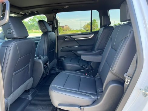New 2026 GMC Acadia Elevation w/ Black Edition AWD/4WD image 5