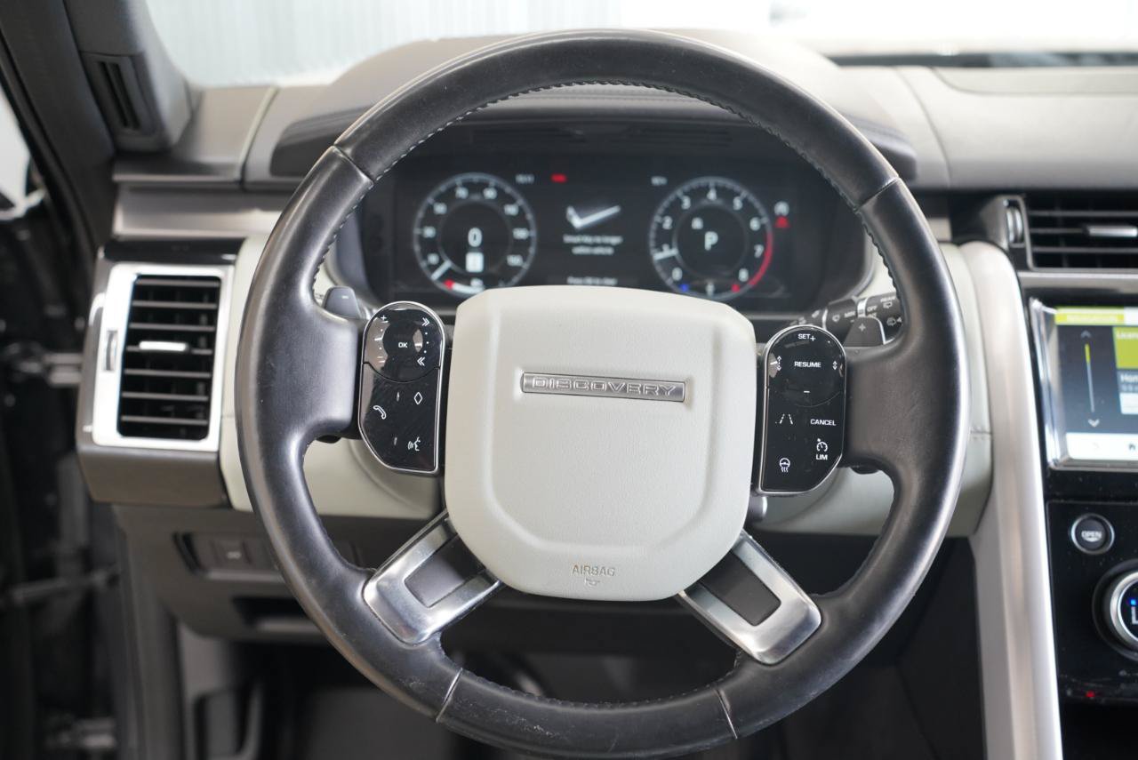 Used 2020 Land Rover Discovery HSE Luxury AWD/4WD image 13