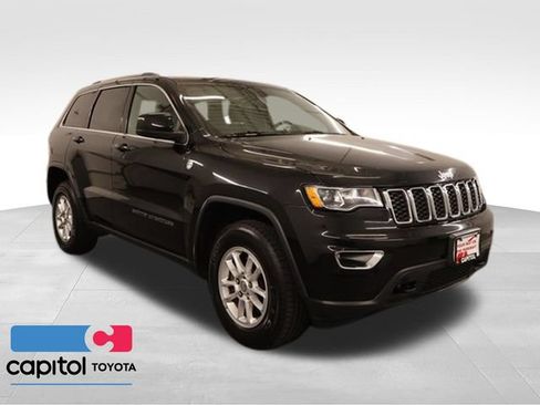 Used 2020 Jeep Grand Cherokee Laredo w/ Security & Convenience Group AWD/4WD image 1