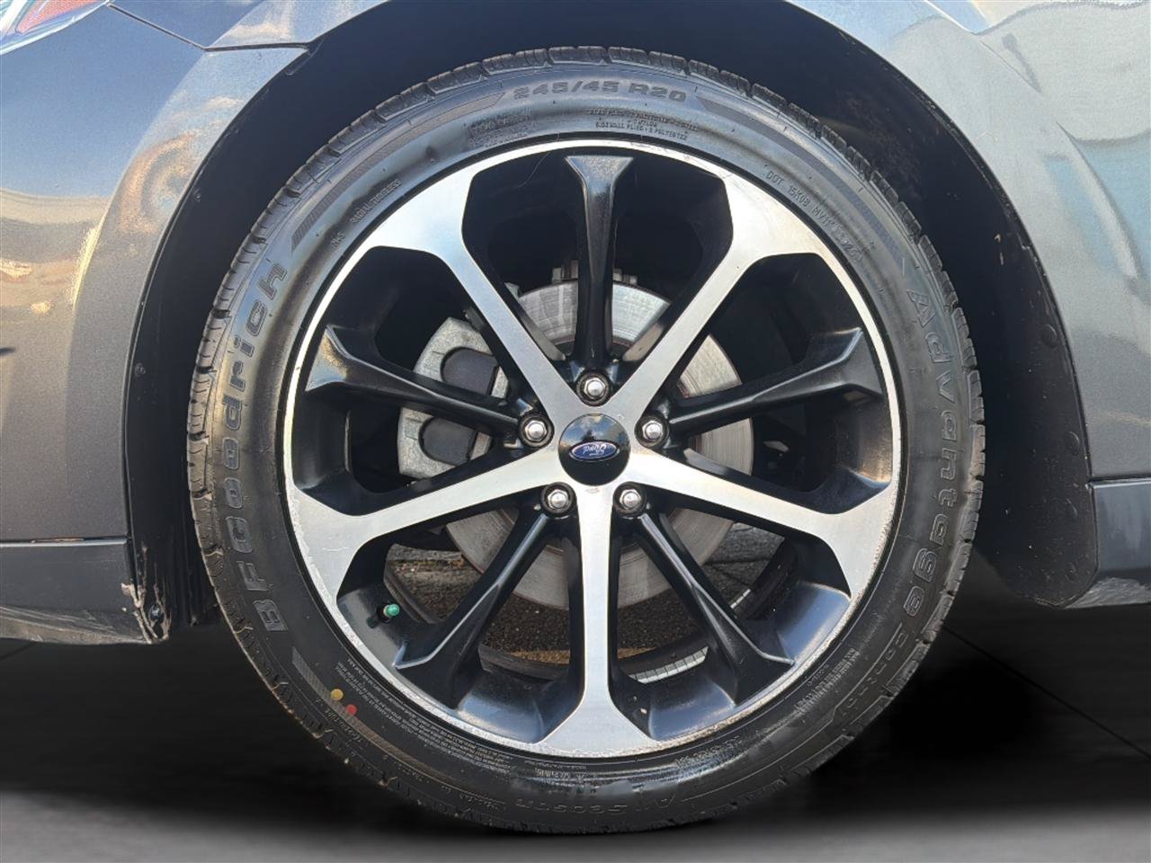 Used 2016 Ford Taurus SEL w/ Equipment Group 201A FWD image 35