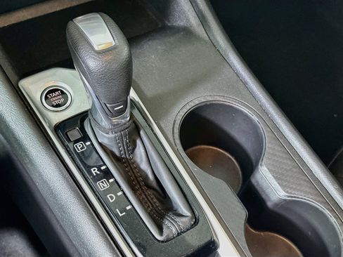 Used 2025 Nissan Altima 2.5 SV FWD image 23
