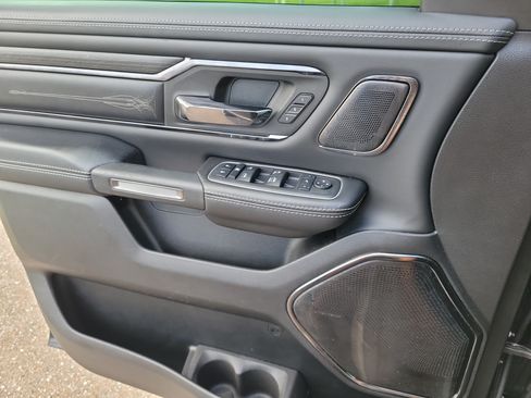Used 2022 RAM 1500 Limited AWD/4WD image 31