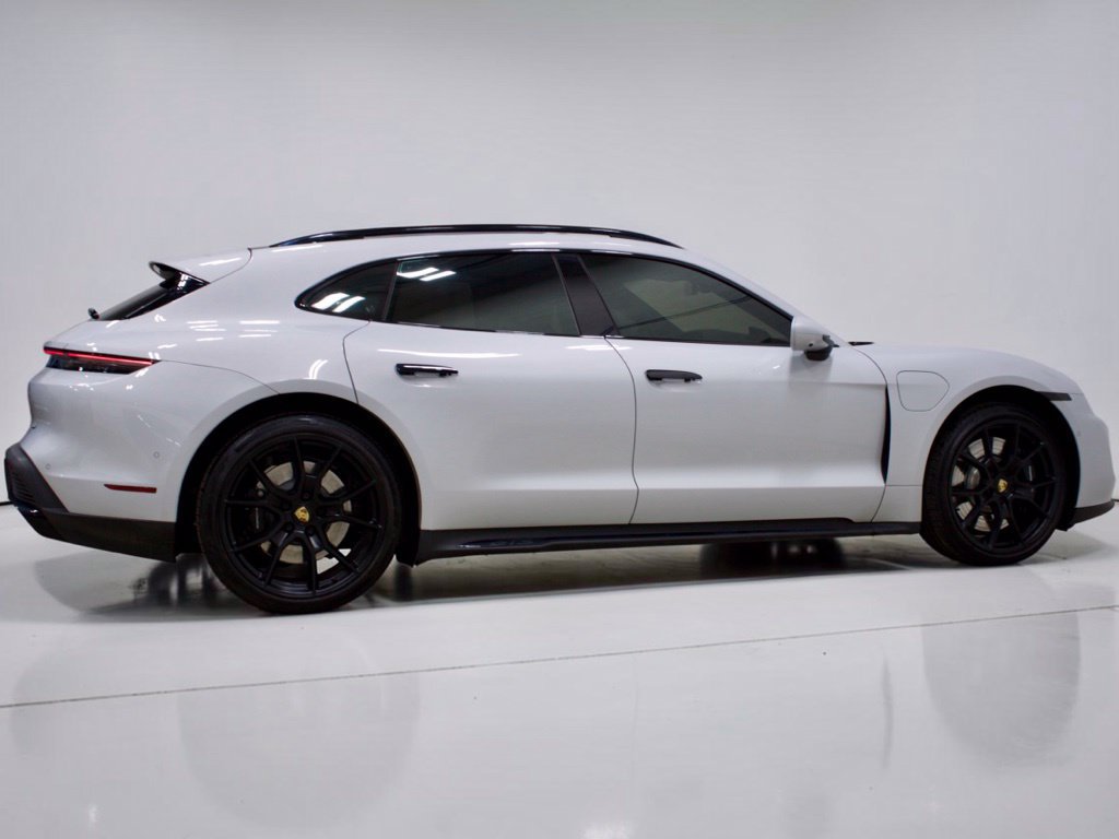 Used 2024 Porsche Taycan GTS AWD/4WD image 9