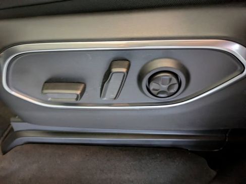 New 2026 Jeep Grand Wagoneer L 2WD image 21