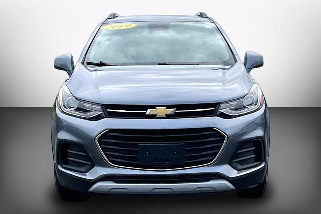 Used 2019 Chevrolet Trax LT w/ LT Convenience Package AWD/4WD image 3