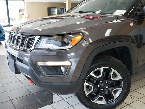Used 2018 Jeep Compass Trailhawk w/ Leather Interior Group AWD/4WD image 20