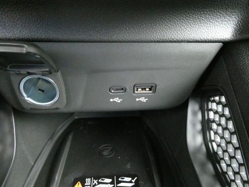 New 2026 Chevrolet TrailBlazer LT w/ Convenience Package AWD/4WD image 23