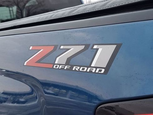 Used 2019 Chevrolet Silverado 1500 LT w/ All Star Edition image 8