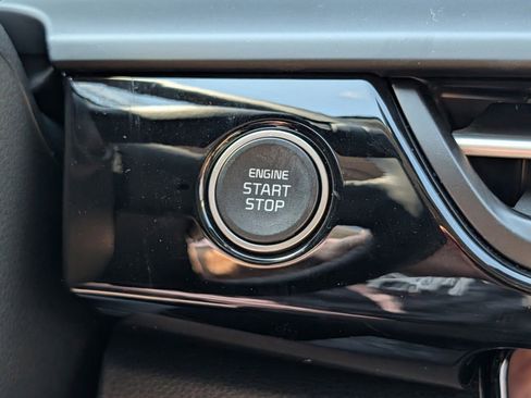 New 2026 Kia Seltos S image 9