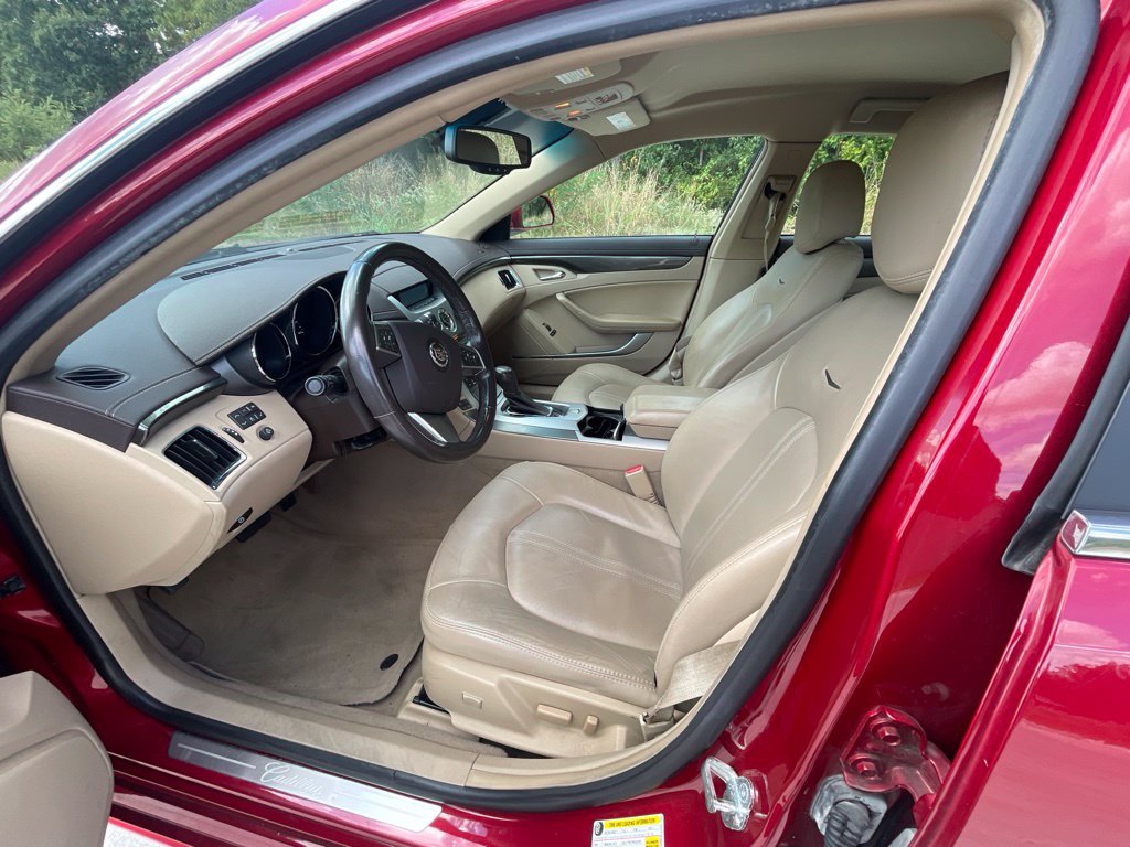Used 2013 Cadillac CTS Luxury RWD image 6