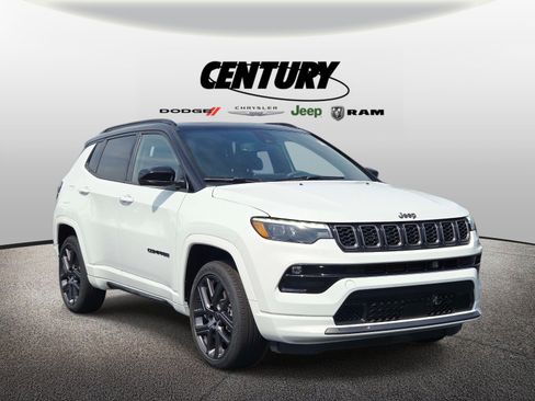 Used 2025 Jeep Compass Limited w/ High Altitude Package AWD/4WD image 1