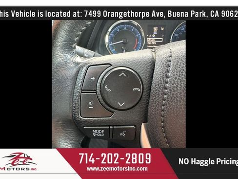 Used 2019 Toyota Corolla XSE image 39