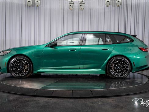 Used 2025 BMW M5 Touring w/ M Driver's Package image 11