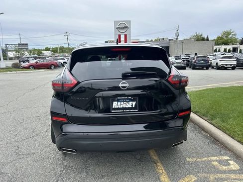 Certified 2023 Nissan Murano SV w/ SV Midnight Edition Package AWD/4WD image 7