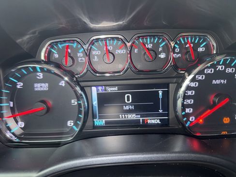 Used 2018 Chevrolet Silverado 1500 LT image 12