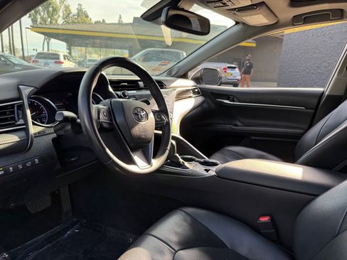 Used 2020 Toyota Camry XLE w/ Driver Assist Package FWD image 15