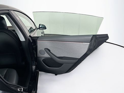 Used 2025 Tesla Model 3 Long Range RWD image 32