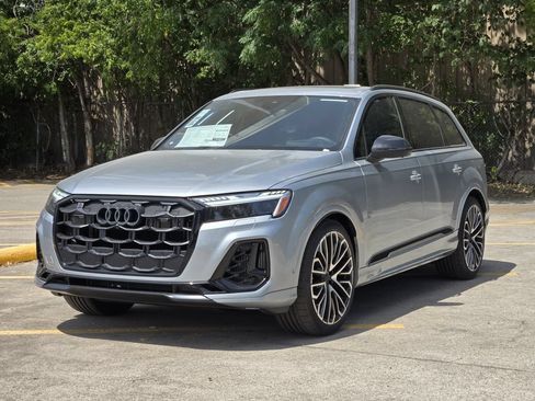 New 2026 Audi SQ7 Prestige AWD/4WD image 6