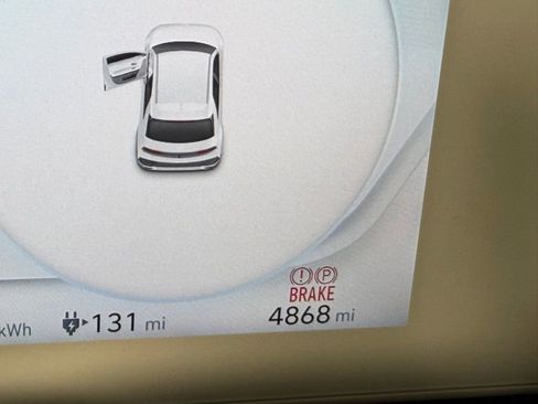 Used 2024 Hyundai Ioniq 5 Limited image 17