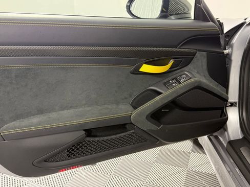 Certified 2025 Porsche 718 Cayman GT4 RS image 13