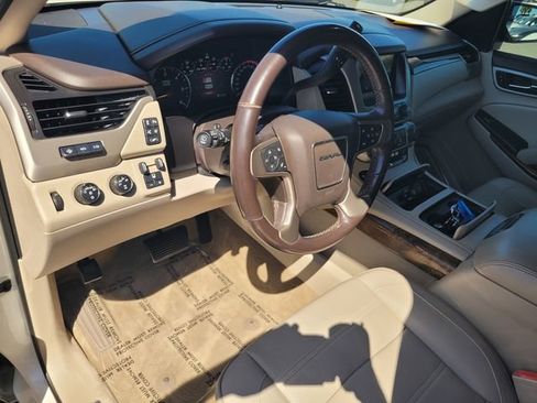 Used 2015 GMC Yukon Denali w/ Touring Package AWD/4WD image 12