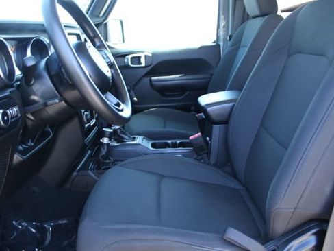 Used 2022 Jeep Wrangler Unlimited Sport AWD/4WD image 30