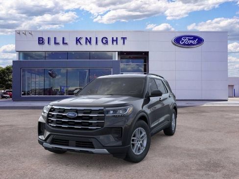 New 2026 Ford Explorer Active RWD image 2