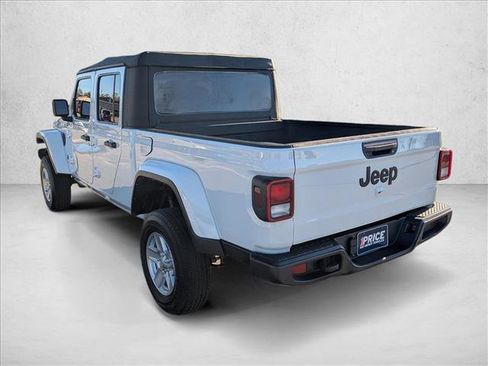 Used 2022 Jeep Gladiator Sport image 7