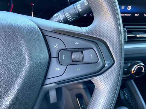 Used 2025 Chevrolet TrailBlazer LT image 24