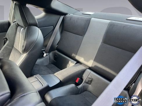 Used 2025 Toyota GR86 Premium w/ Performance Package image 16