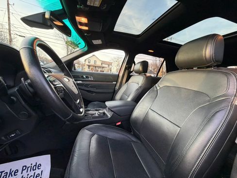 Used 2016 Ford Explorer Limited w/ Equipment Group 301A image 9