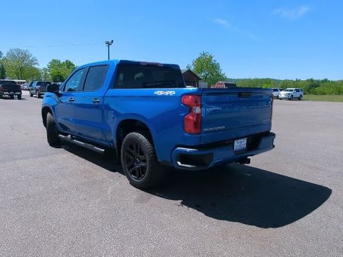 Used 2024 Chevrolet Silverado 1500 Custom w/ Turbomax Blackout Package AWD/4WD image 30