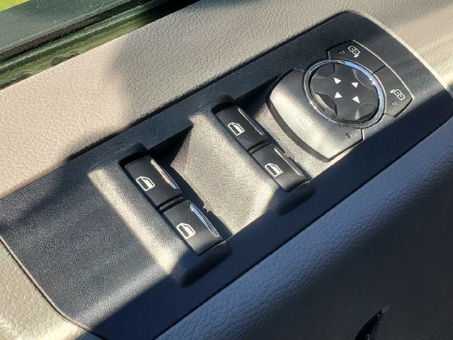 Used 2015 Ford F150 XLT w/ Equipment Group 301A Mid AWD/4WD image 8