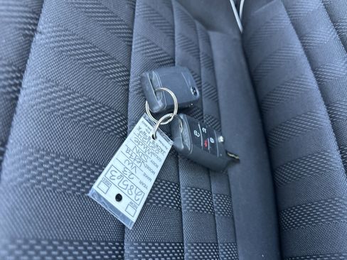 Used 2023 Volkswagen Jetta Sport image 20