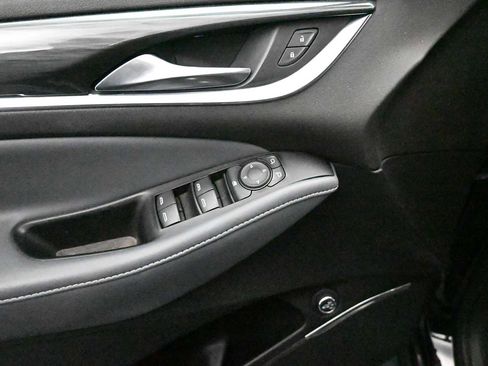 Used 2023 Buick Enclave Essence w/ Experience Buick Package FWD image 10