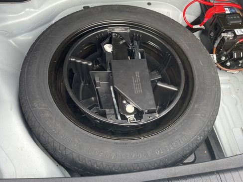 Used 2015 Mercedes-Benz E 350 Sedan image 26