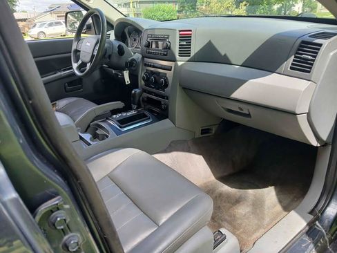 Used 2007 Jeep Grand Cherokee Laredo AWD/4WD image 17