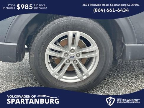 Used 2022 Ford Explorer XLT image 7