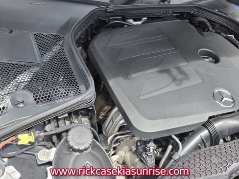 Used 2019 Mercedes-Benz C 300 Sedan image 18
